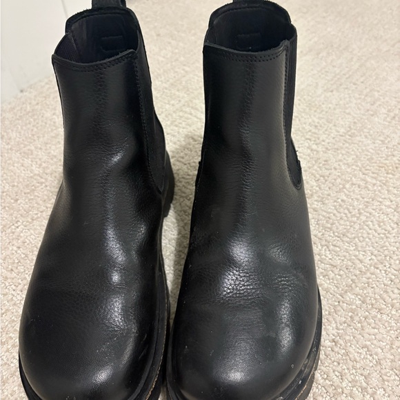 Birkenstock Women’s Chelsea Black Leather Ankle Boots - Picture 6 of 6